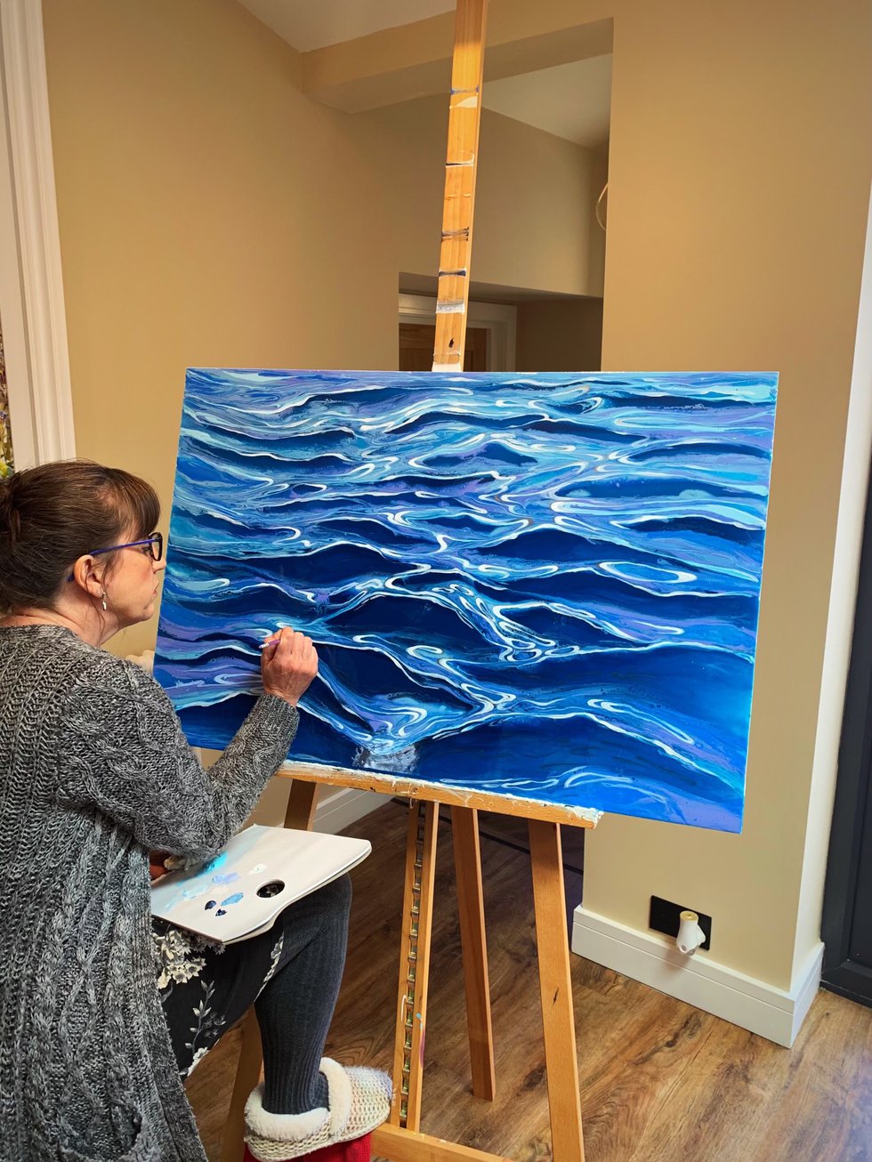 Alli Cragg paints a stunning seascape